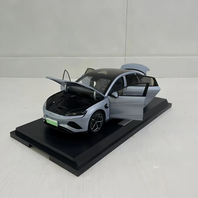 1:18 Simulation Alloy Car Model For BYD - Image 7