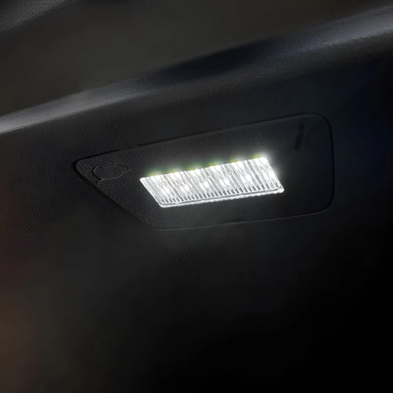 Sealion 6/Seal U Trunk Light - Image 3